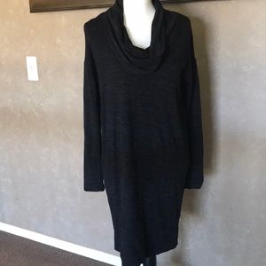 Kenar Cozy Black Cow-neck Dress